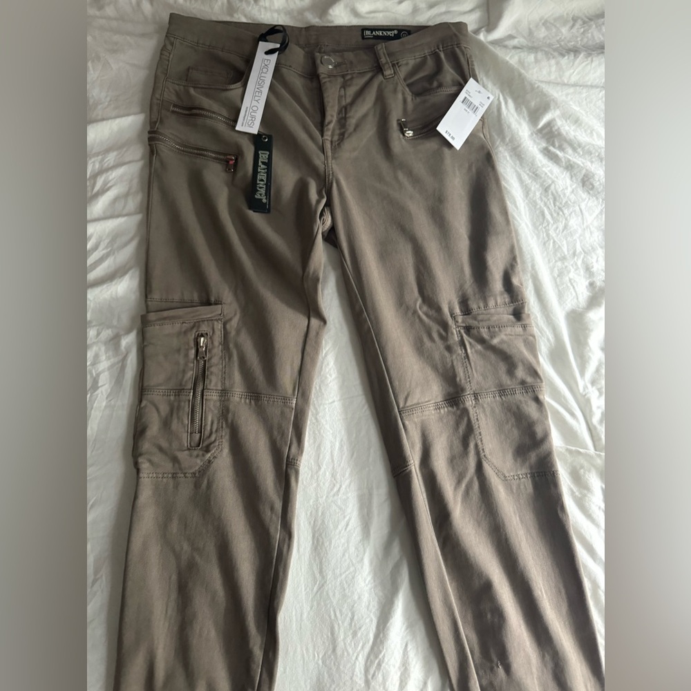 Women’s blanknyc skinny cargos
